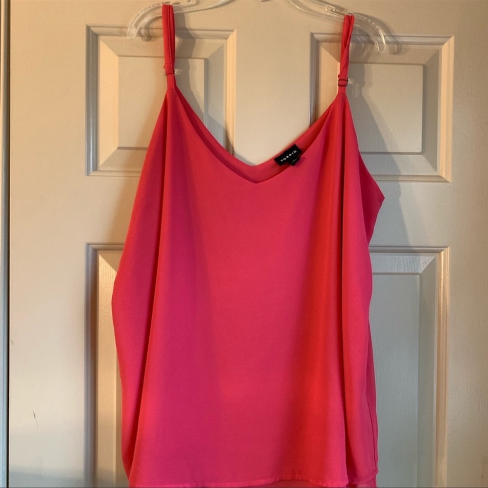 Torrid adjustable tank pink top